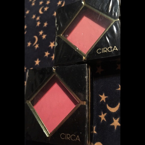 Silky Powder Blush CIRCA Lot of 2 Punta Mita NEW! - Picture 2 of 3
